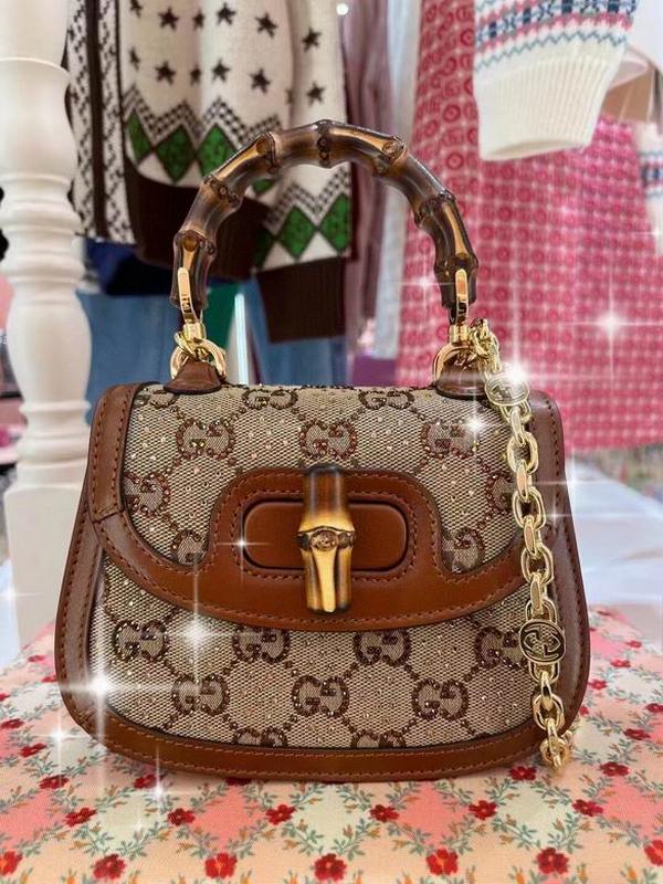 Gucci Handbags 243